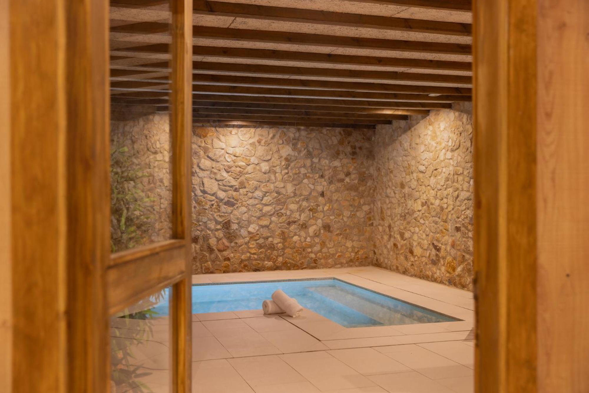 Can Bufi Espectacular Casa Con Piscina Interior Llagostera Buitenkant foto
