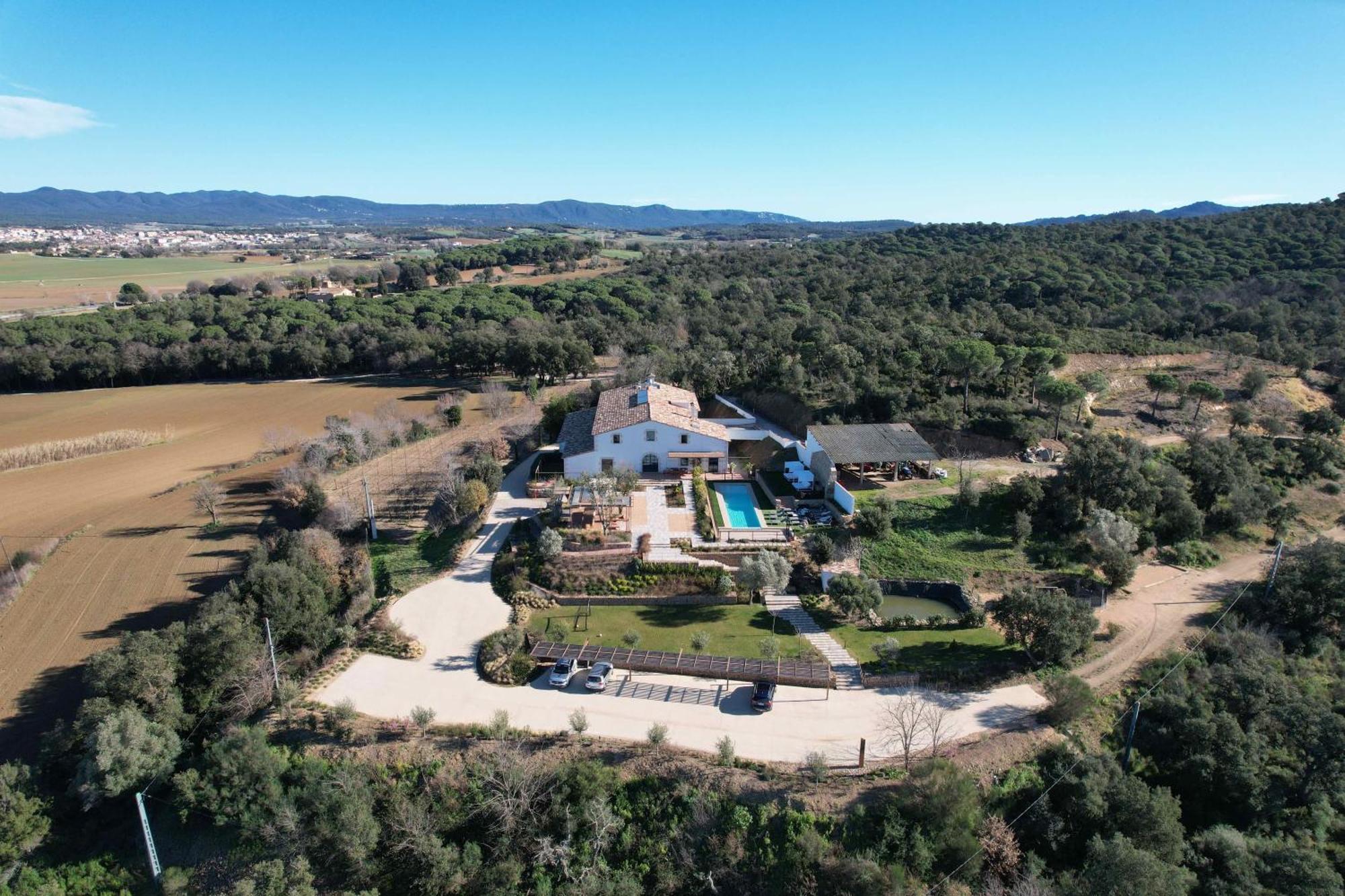 Can Bufi Espectacular Casa Con Piscina Interior Llagostera Buitenkant foto